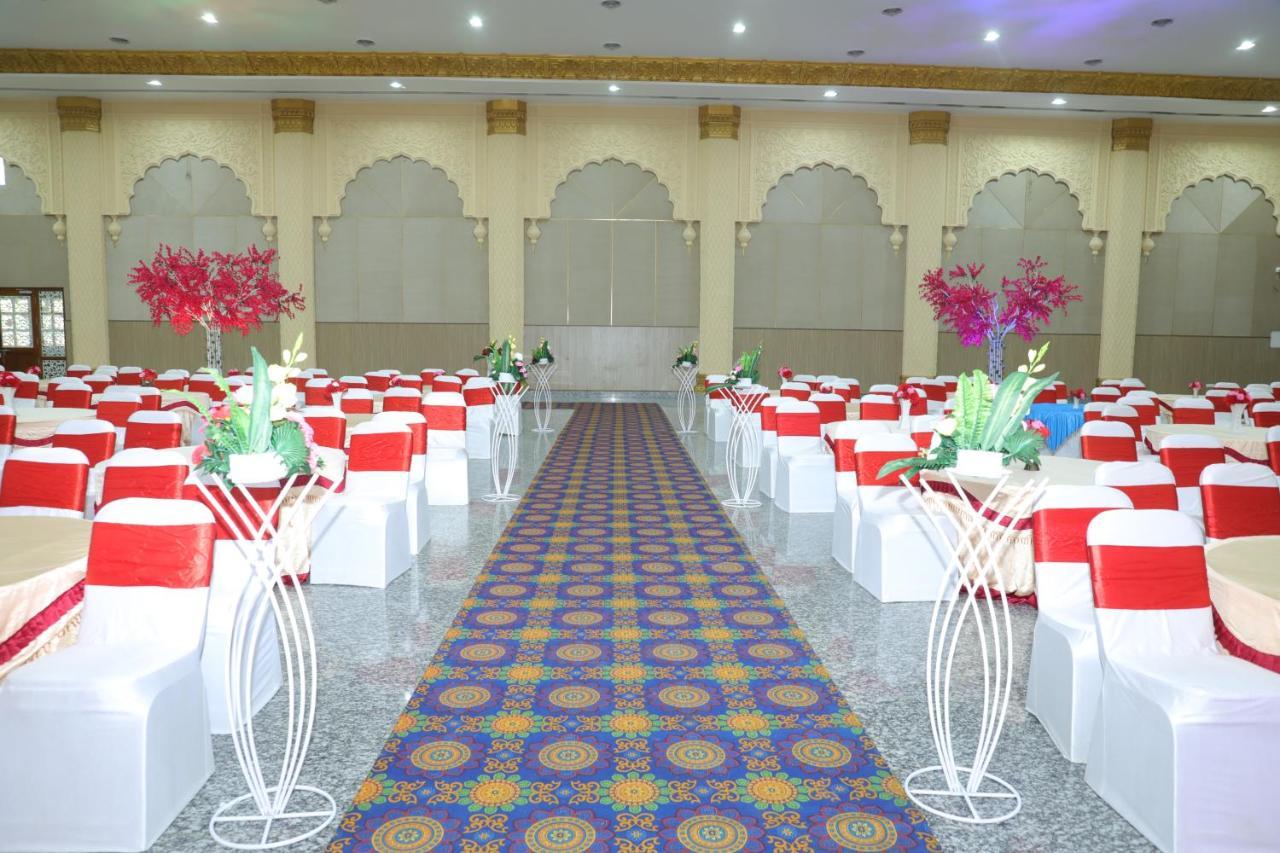 Gadiraju Palace Convention Centre & Hotel Visakhapatnam Exterior foto