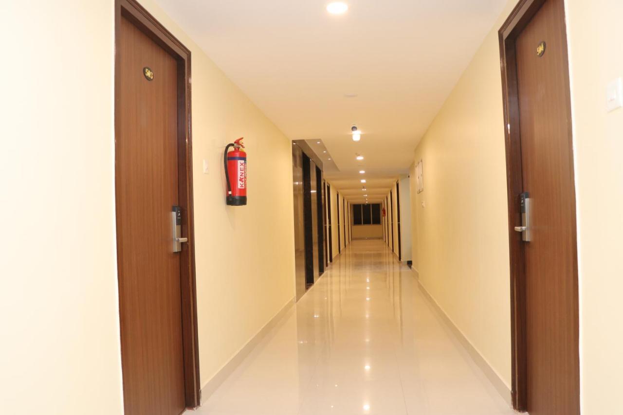 Gadiraju Palace Convention Centre & Hotel Visakhapatnam Exterior foto